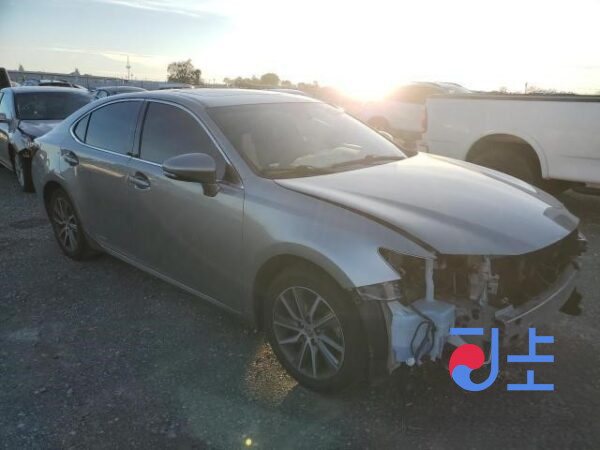 2016 Lexus ES300H Gray — JTHBW1GG8H2137430 - Image 5