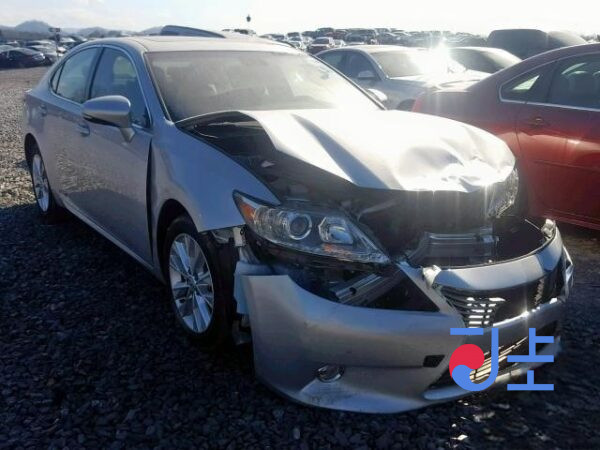 2014 Lexus ES300H Silver — JTHBW1GG6E2068751 - Image 5