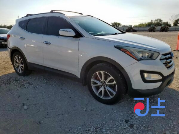 2015 Hyundai SantaFe White - KMHSW81XDGU576544 - Image 5