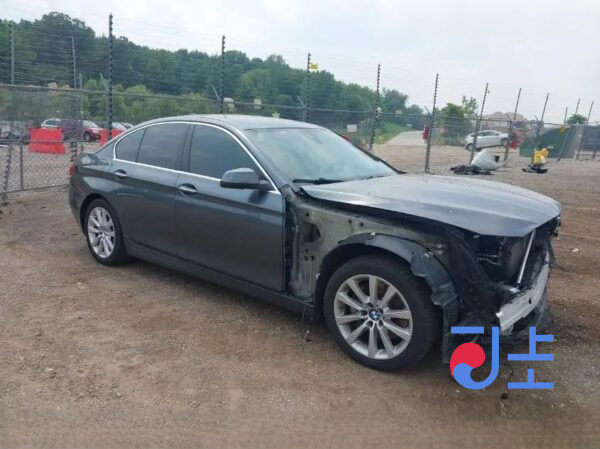 2015 BMW 5-Series 520d xDrive Gray — WBA5E7108GG159202 - Image 5