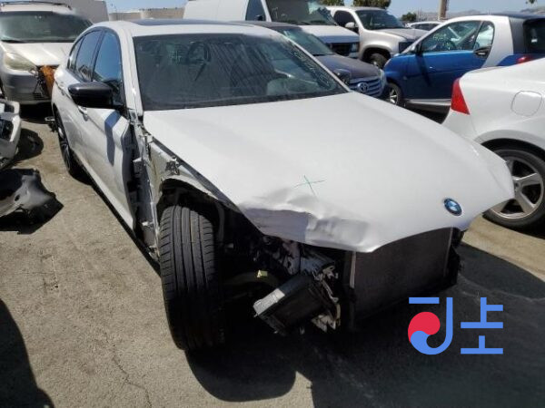 2017 BMW 5-Series 520d White — WBAJC3100JG994957 - Image 5