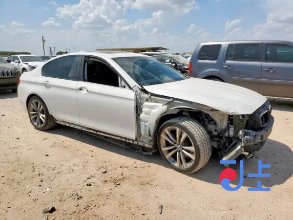 2016 BMW 5-Series 520d xDrive White — WBA5E7104GG567471 - Image 5