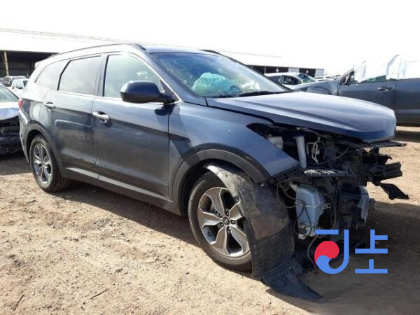 2016 Hyundai SantaFe Gray - KMHSW81UBGU642819 - Image 5