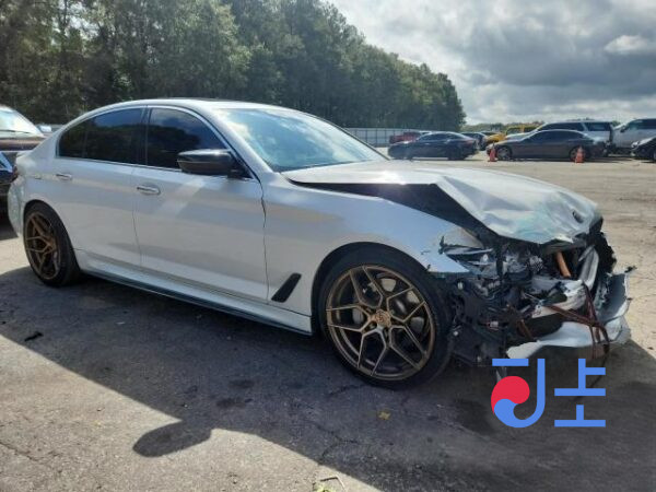 2017 BMW 5-Series 520d White — WBAJC310XJWB78864 - Image 5