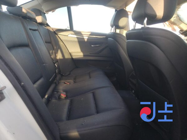 2014 BMW 520d White — WBA5C310XED766490 - Image 8