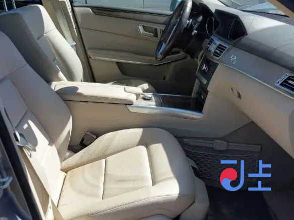 2014 Mercedes-Benz E250 4Matic Gray — WDDHF8CBXEB021467 - Image 6