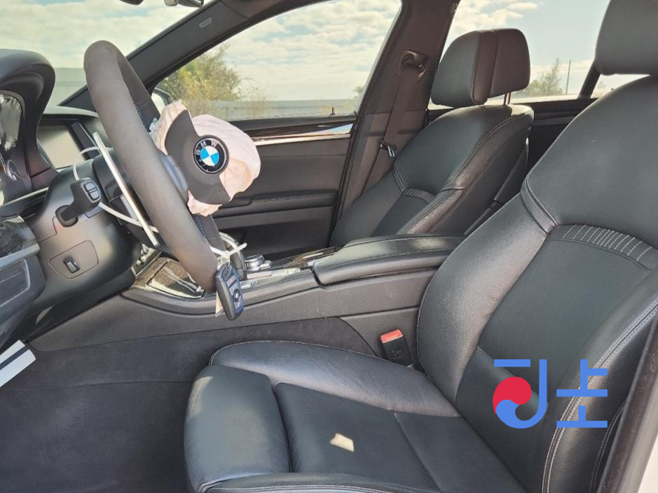 2014 BMW 5-Series 520d xDrive White — WBA5B9108ED568478 - Image 6