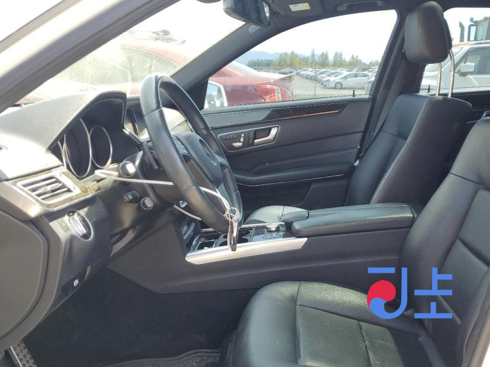 2014 Mercedes-Benz E300 White — WDDHF5FB9FB123533 - Image 6