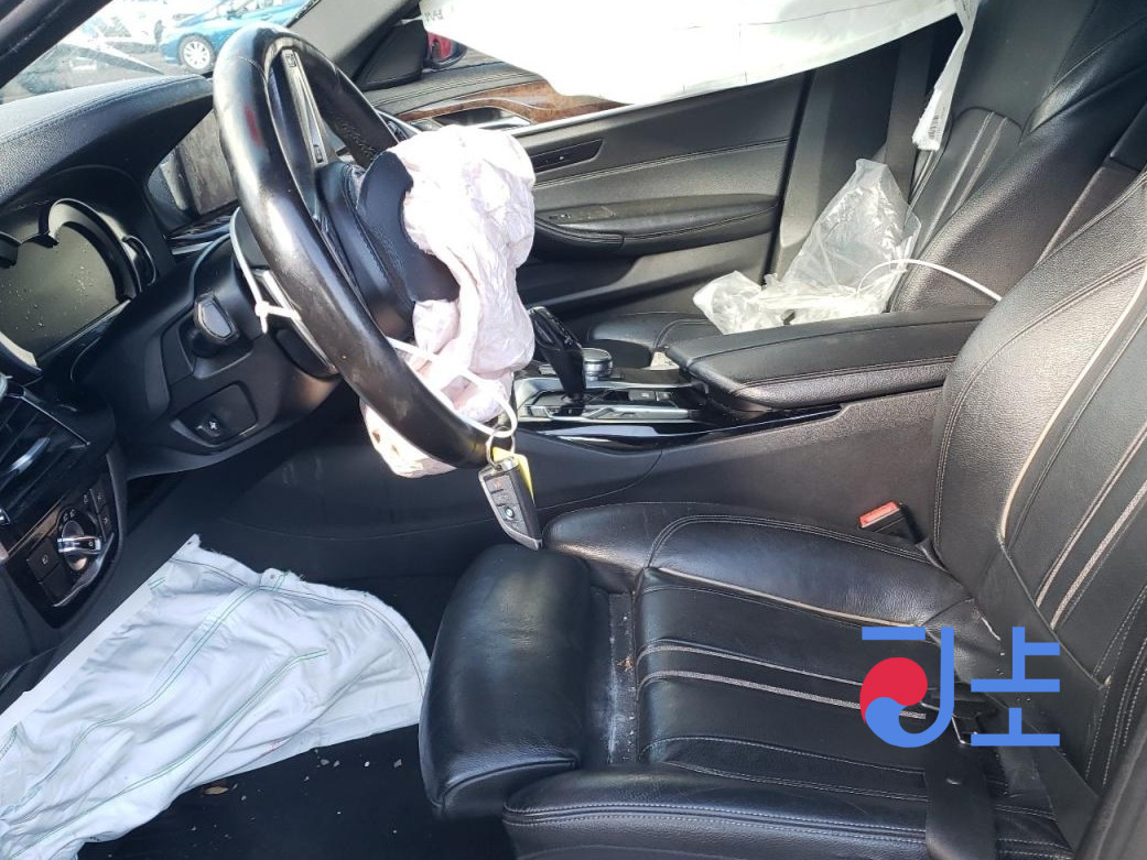 2017 BMW 5-Series 520d Dark Blue — WBAJC3104JG996422 - Image 6