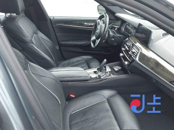 2018 BMW M550d xDrive Gray — WBAJD7105JBM19965 - Image 6