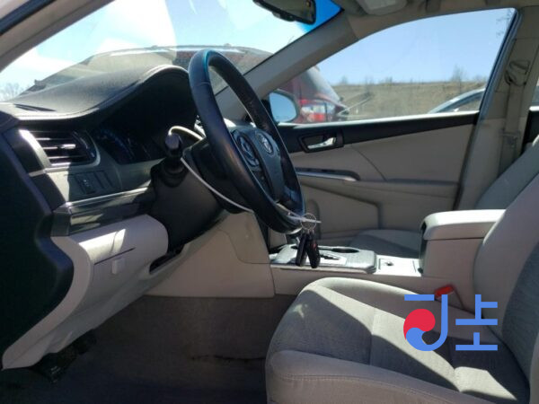 2014 Toyota Camry Hybrid White — 4T1BD1FK7EU107635 - Image 6