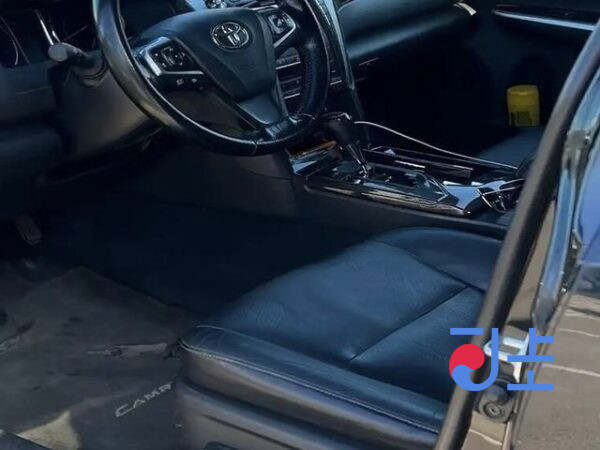 2015 Toyota Camry Hybrid Black — AVV50-1048491 - Image 6