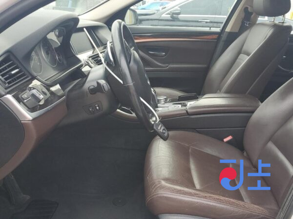 2016 BMW 5-Series 520d White — WBA5E510XGG201938 - Image 6