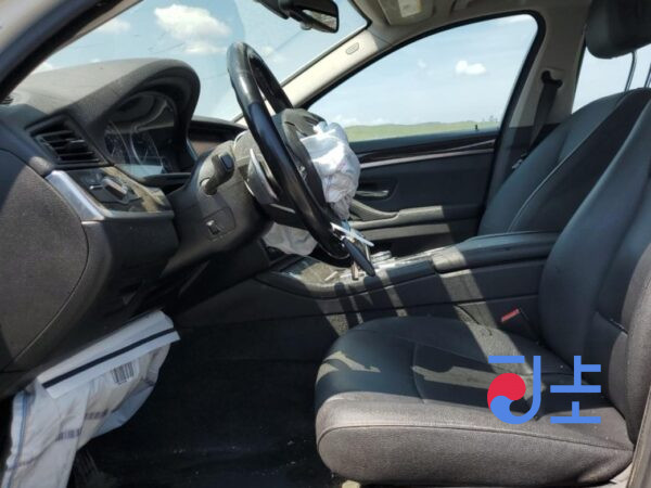 2014 BMW 5-Series 520d White — WBA5E5103FD673625 - Image 6