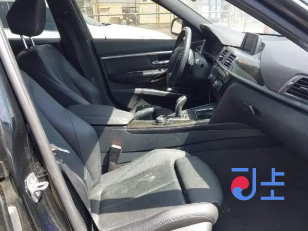 2016 BMW 320d Black — WBA8C5109HK855105 - Image 6