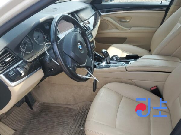 2014 BMW 5-Series 520d xDrive White — WBA5E7100FGK09590 - Image 6