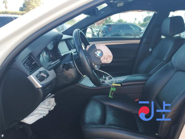2014 BMW 528i xDrive White — WBA5A7105ED176565 - Image 6