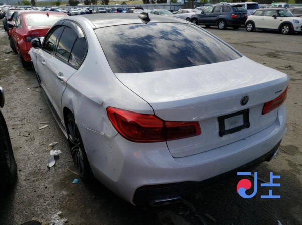 BMW 520D Xdrive 2017 White — WBAJC5101HG857791 - Image 3