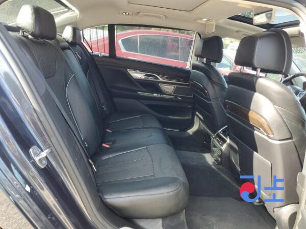 BMW Series 730LD XDrive 2016 Gray — WBA7G61096G678918 - Image 6