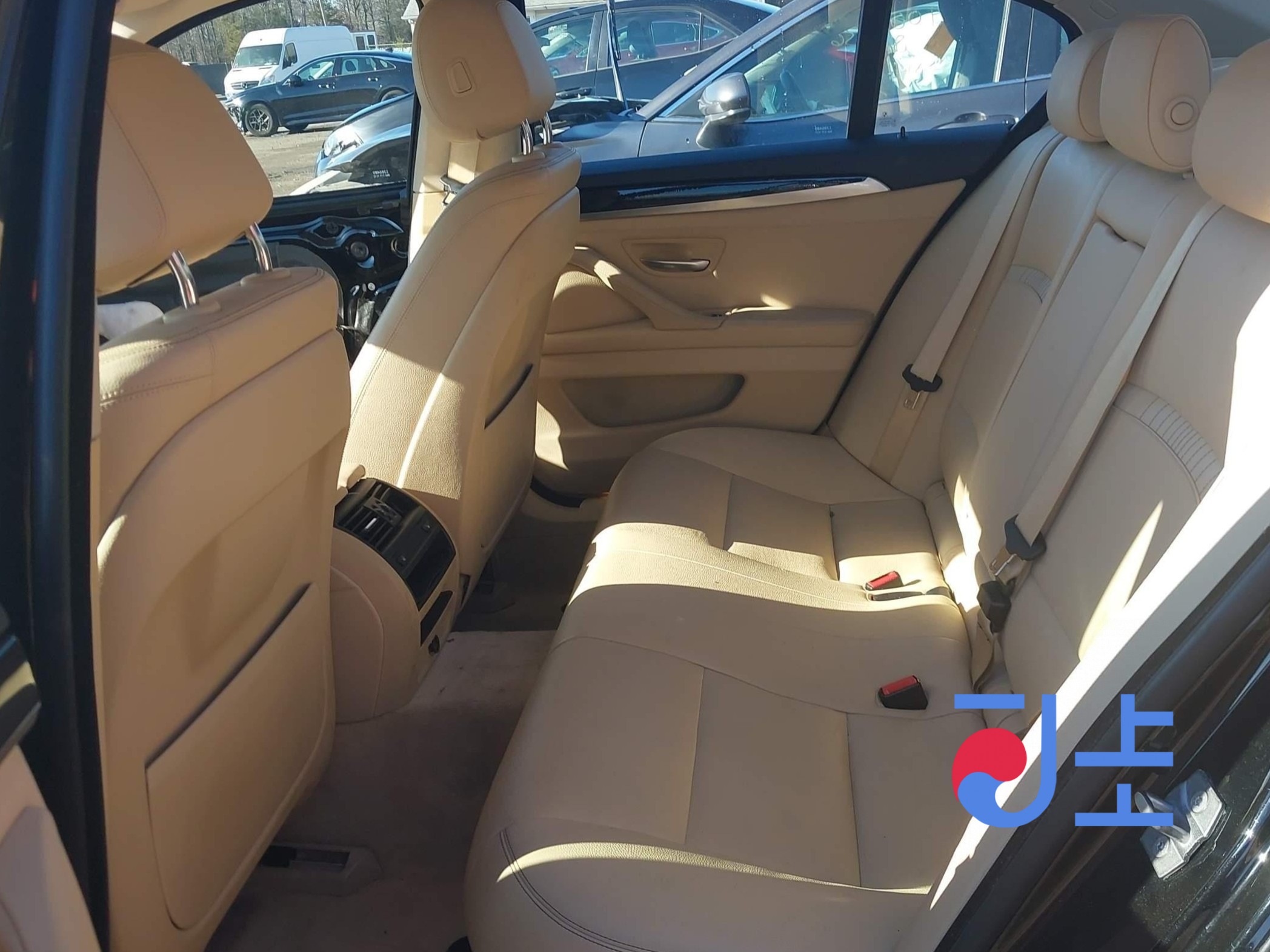 2014 BMW 5-Series 520d Black — WBA5C3104ED767022 - Image 7