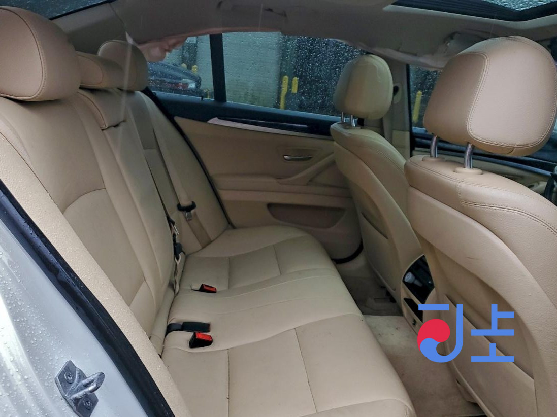 2014 BMW 5-Series 520d White — WBA5C3106ED766969 - Image 7