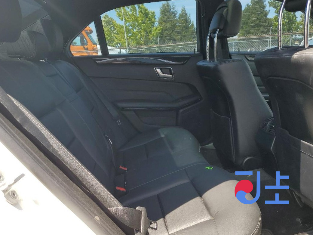 2014 Mercedes-Benz E300 White — WDDHF5FB9FB123533 - Image 7