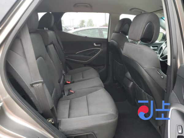 2014 Hyundai SantaFe Gray - KMHSW81UBFU360196 - Image 7