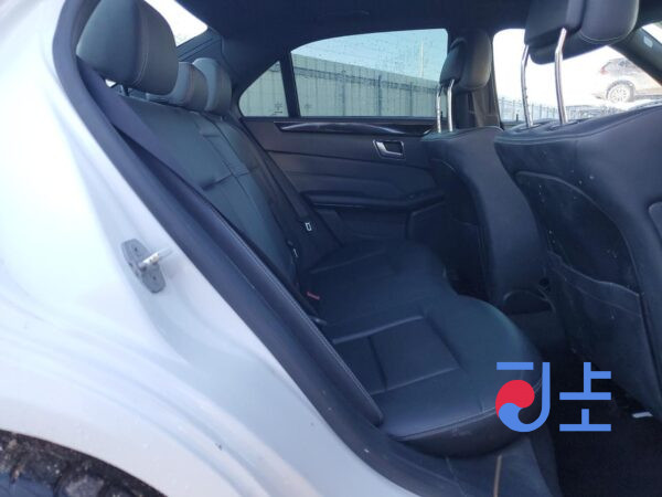 2016 Mercedes-Benz E400 4Matic White — WDDZF6GB3HA145447 - Image 7