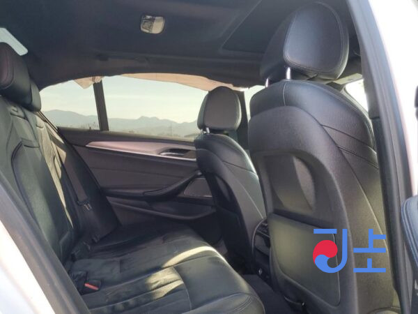 2017 BMW 5-Series 520d White — WBAJC3109HG922391 - Image 7