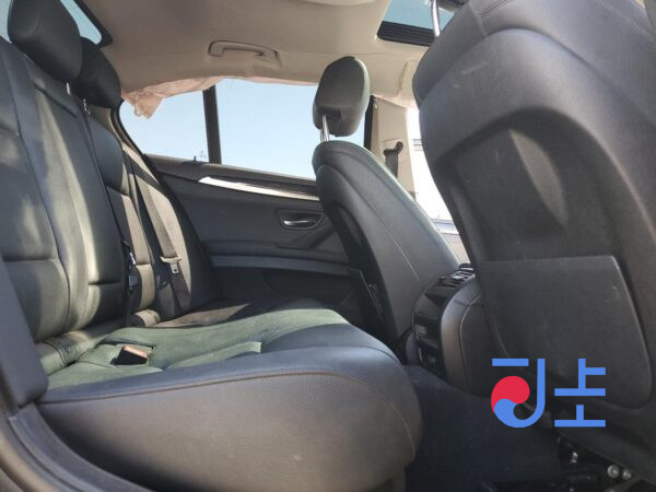 2014 BMW 5-Series 520d Gray — WBA5C3109ED040653 - Image 7