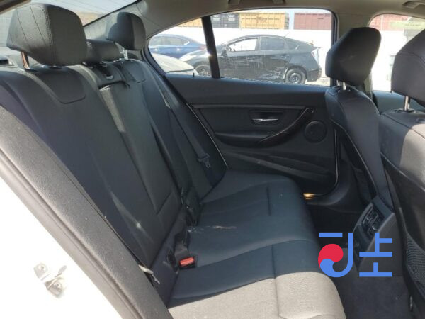 2014 BMW 320d xDrive White — WBA3D510XEF704964 - Image 7