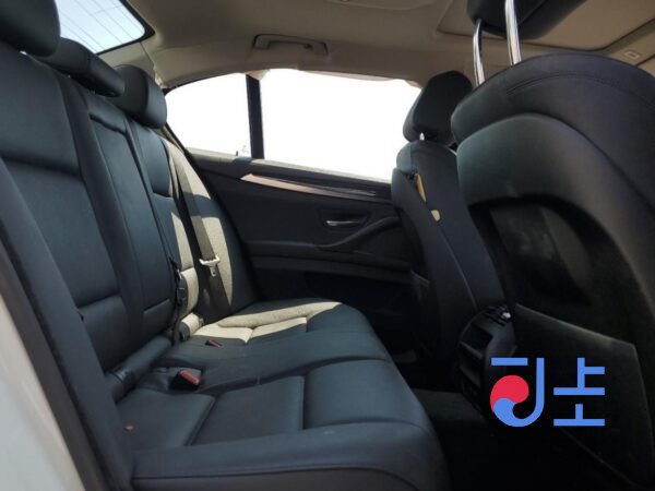 2014 BMW 5-Series 520d White — WBA5E5103FD673625 - Image 7