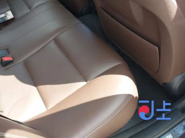 2014 BMW 5-Series 520d Black — WBA5C3109ED877791 - Image 7
