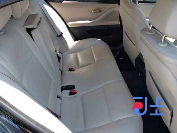 2015 BMW 5-Series 520d xDrive Black — WBA5E7106FG154837 - Image 7