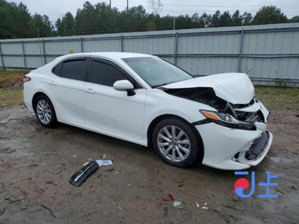 Toyota Camry 2017 White — JTNB11HK8J3044163 - Image 2