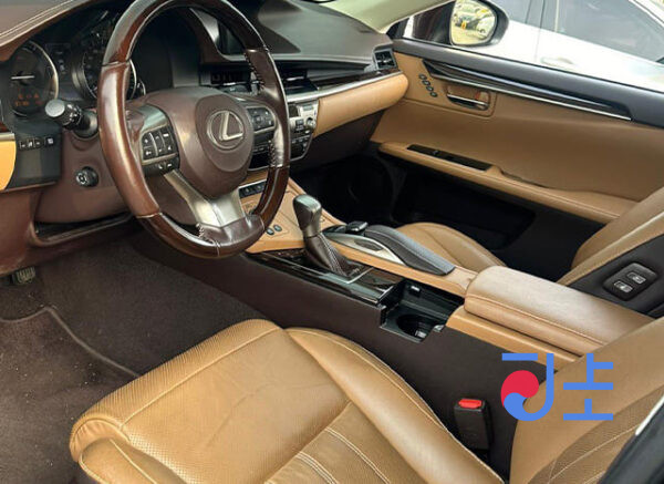 2016 Lexus ES300H Brown — JTHBW1GG8G2122568 - Image 8