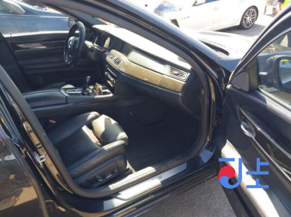 2015 BMW 750Ld xDrive Black— WBAYF6101FGK19369 - Image 6