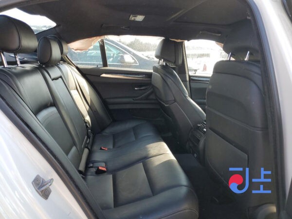 BMW Series 530D XDrive 2015 Silver — WBA5D3103FD577470 - Image 6