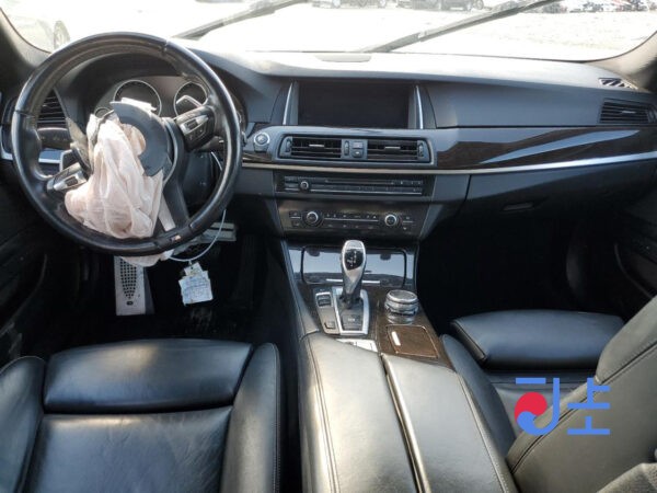 BMW Series 530D XDrive 2015 Silver — WBA5D3103FD577470 - Image 8