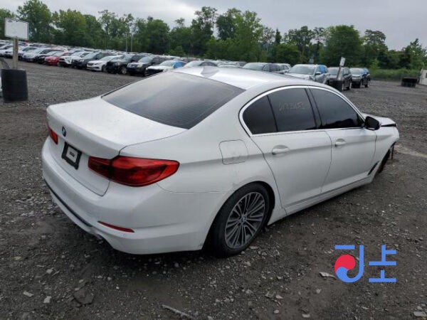 BMW 520i 2018 White — WBAJK7107JBP72228 - Image 4