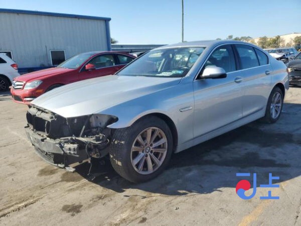 BMW 520d 2015 Silver — WBA5E5105GG070367