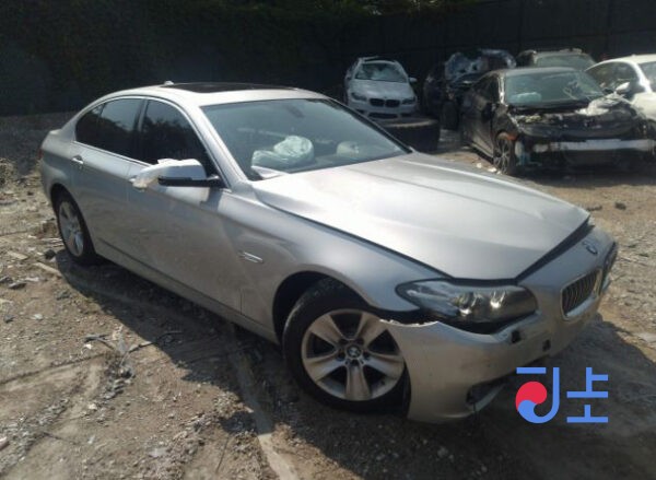 BMW 520d xDrive 2015 Silver — WBA5E7108FD675950
