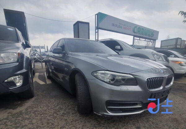 BMW Series 520D XDrive 2014 Gray — WBA5B9102ED567178 - Image 2