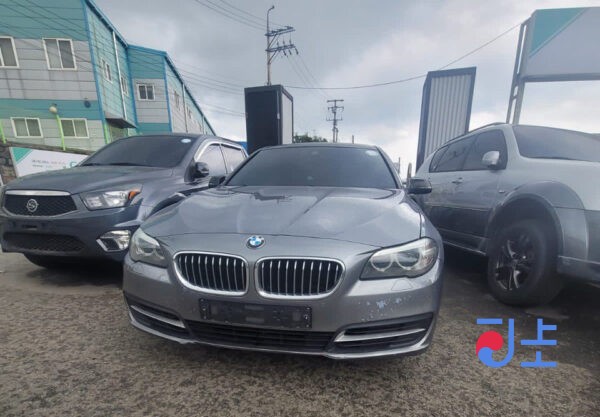 BMW Series 520D XDrive 2014 Gray — WBA5B9102ED567178 - Image 3