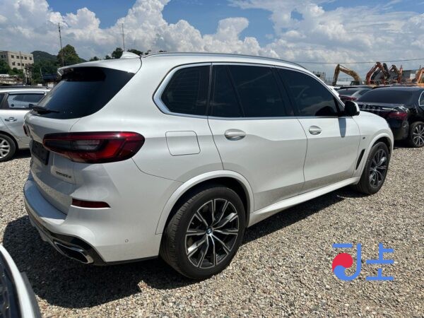BMW X5 xDrive30d 2019 WHITE — WBACV610XKLK22124 - Image 2