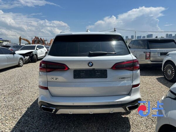 BMW X5 xDrive30d 2019 WHITE — WBACV610XKLK22124 - Image 4