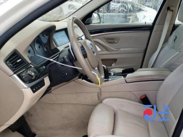 2014 BMW 520d xDrive White — WBA5B9108ED564026 - Image 7