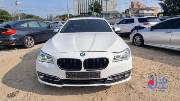 2014 BMW 520d xDrive White — WBA5E7105FGK08032 - Image 4