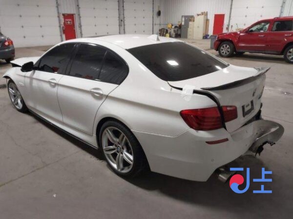 2014 BMW 520d White — WBA5C3103ED048939 - Image 2