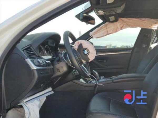 2014 BMW 520d xDrive White — WBA5B910XED569437 - Image 6